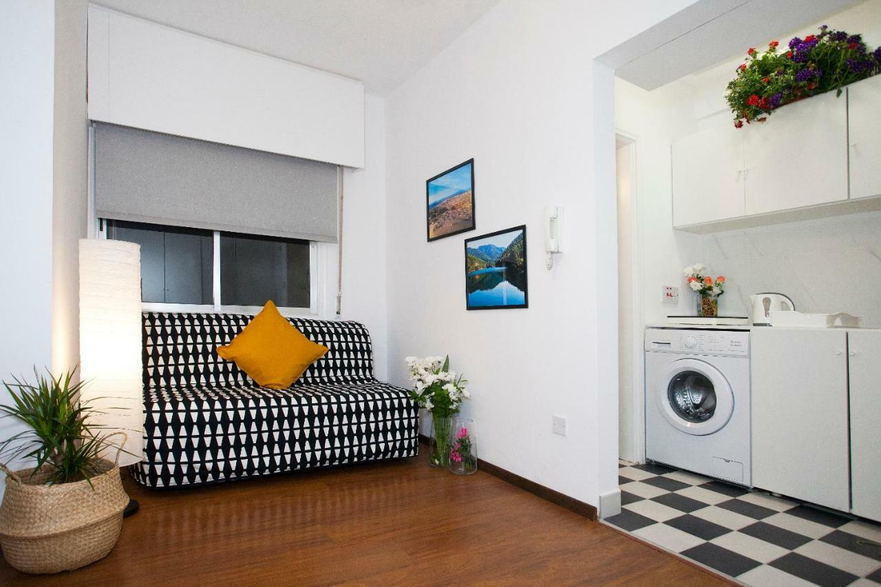 Poseidon Boutique Apartment 2 リマソール エクステリア 写真